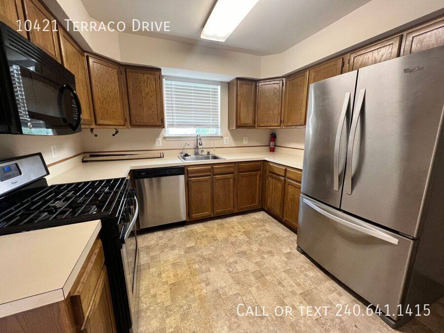 House for rent at 10421 Terraco Dr, Cheltenham, MD 20623