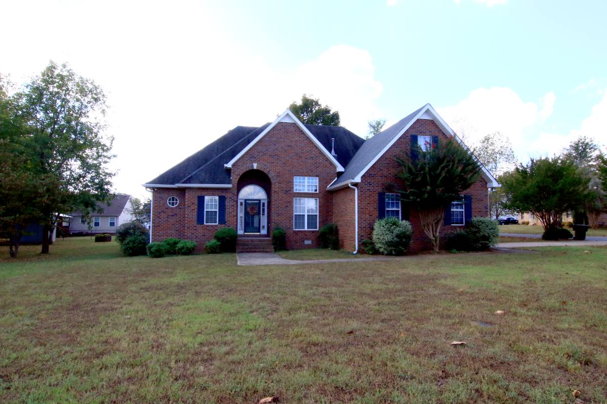 House for rent at 2123 Moonlite Court, Murfreesboro, TN 37128