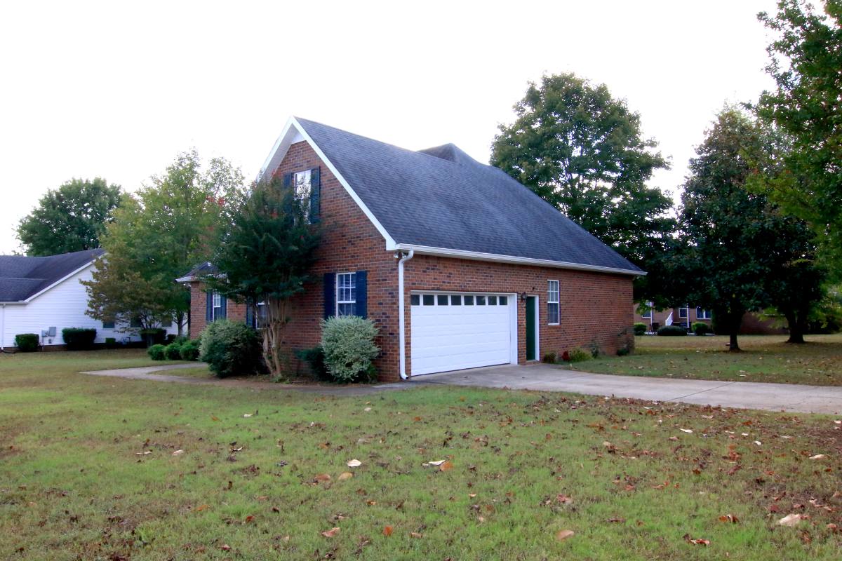 House for rent at 2123 Moonlite Court, Murfreesboro, TN 37128