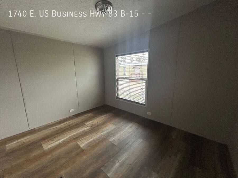 House for rent at 1740 E US-Business Highway 83 B-15, Mission, TX 78572