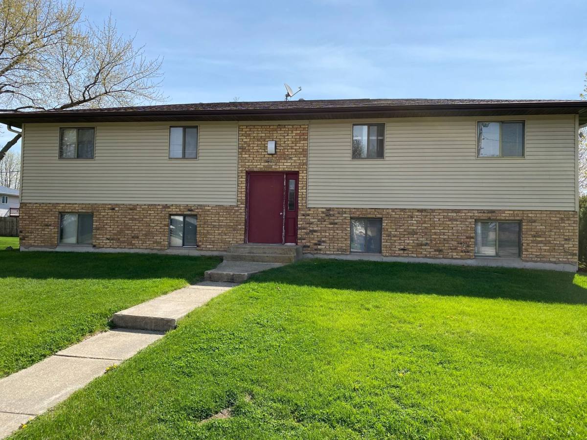 Apartment for rent at 317 N Bridge Lane, Walcott, IA 52773
