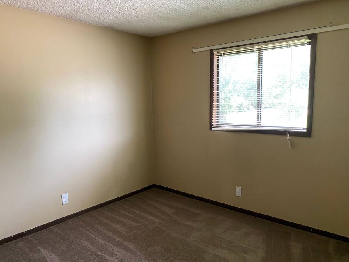Apartment for rent at 317 N Bridge Lane, Walcott, IA 52773