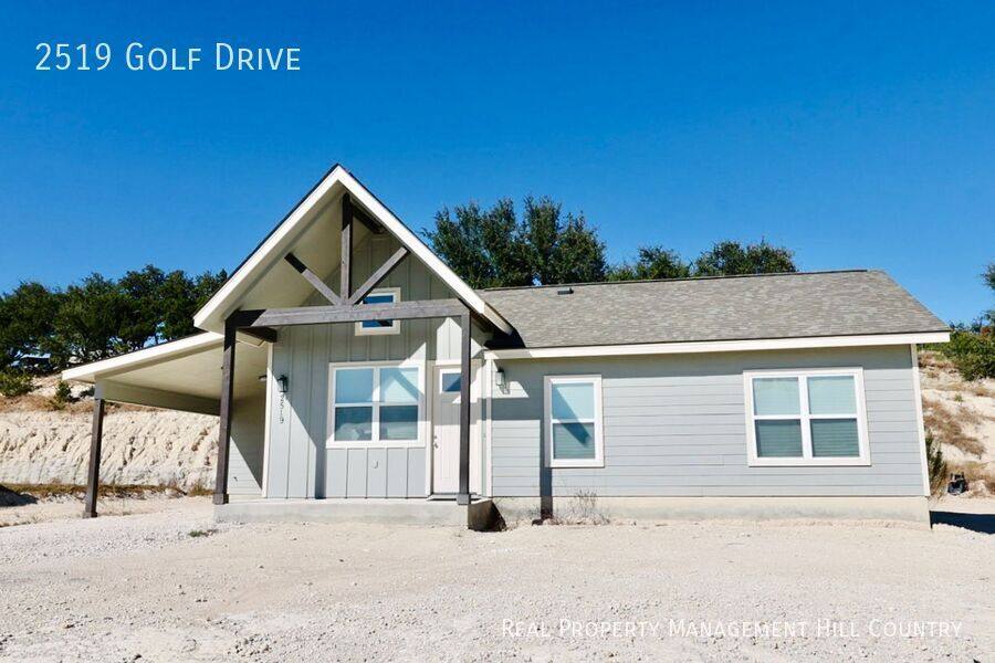 House for rent at 2519 Golf Dr, Spring Branch, TX 78070