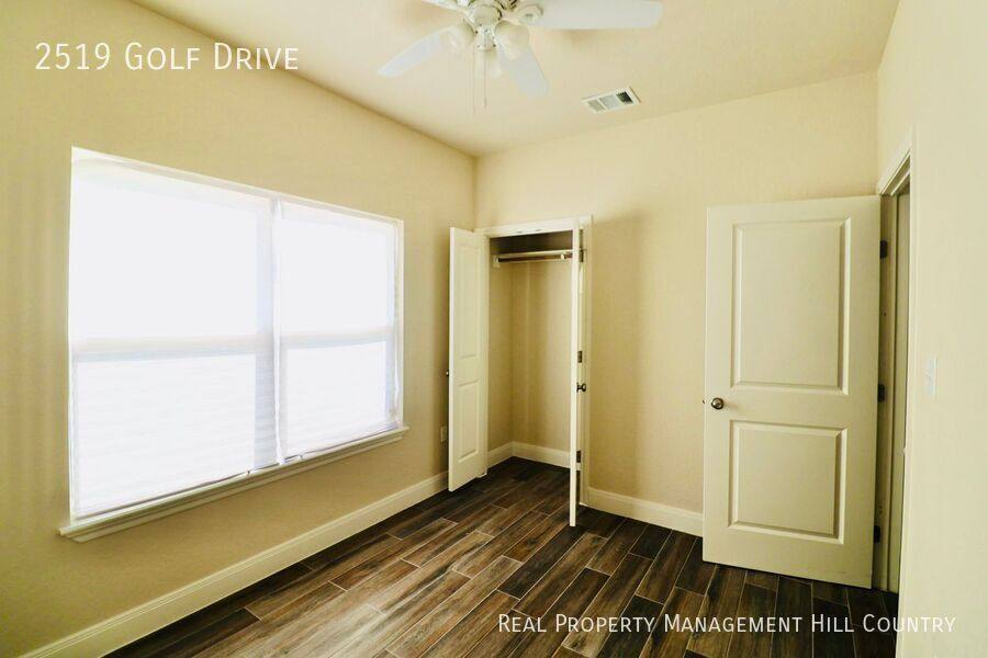 House for rent at 2519 Golf Dr, Spring Branch, TX 78070