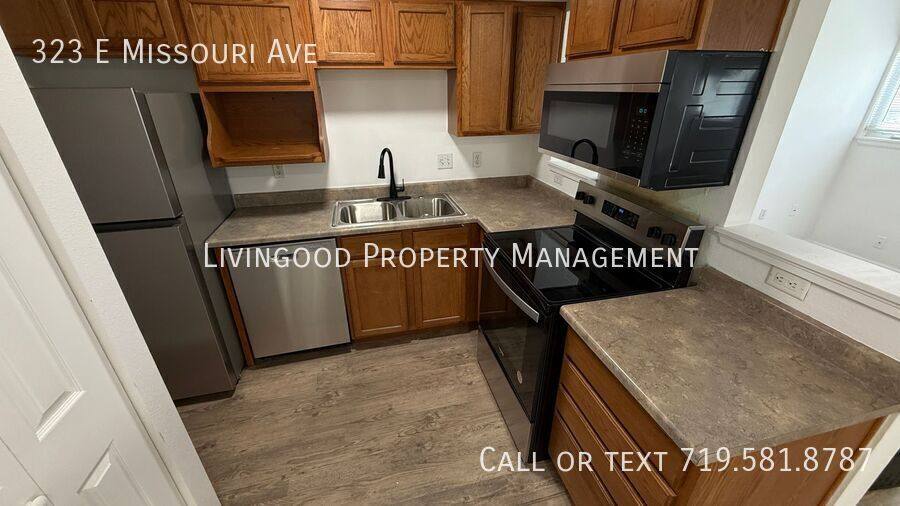 Townhouse for rent at 323 E Missouri Ave, Fountain, CO 80817