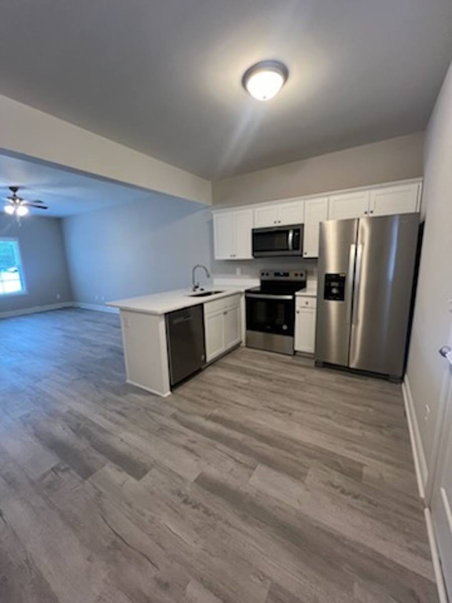 Townhouse for rent at 205 E Broad St, Darlington, SC 29532