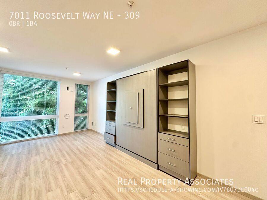 Apartment for rent at 7011 Roosevelt Way NE #309, Seattle, WA 98115
