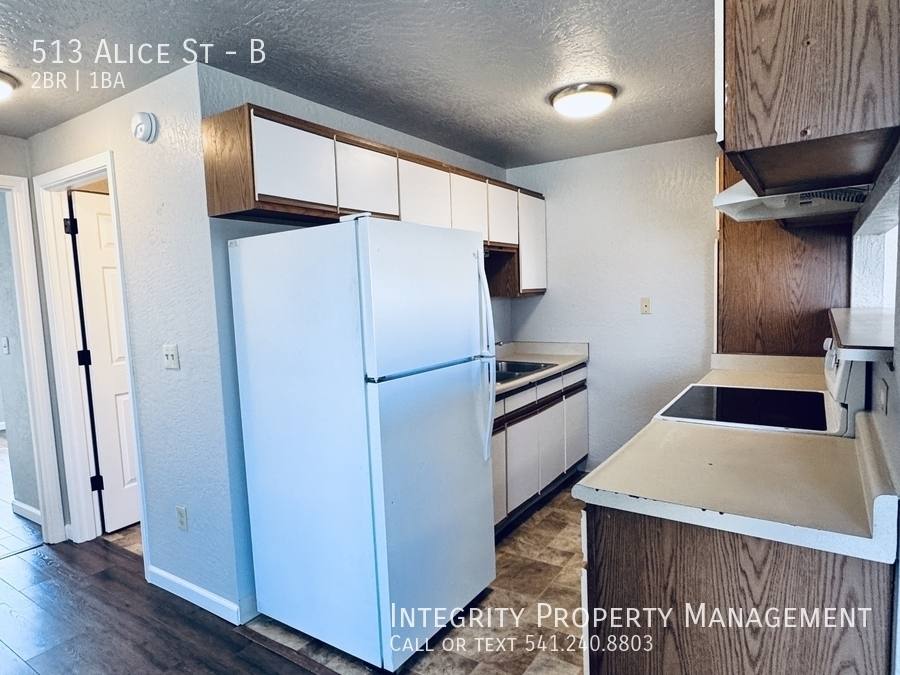Apartment for rent at 513 Alice St #B, Medford, OR 97501