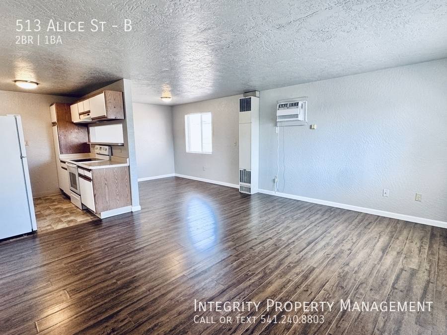 Apartment for rent at 513 Alice St #B, Medford, OR 97501