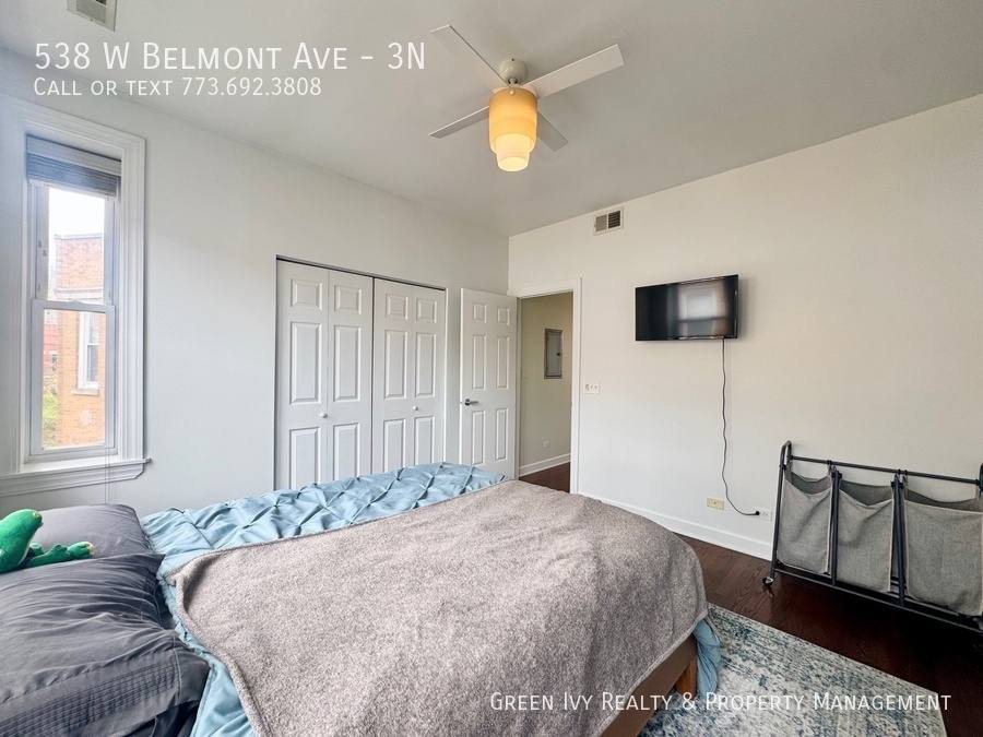 Condo for rent at 538 W Belmont Ave #3N, Chicago, IL 60657