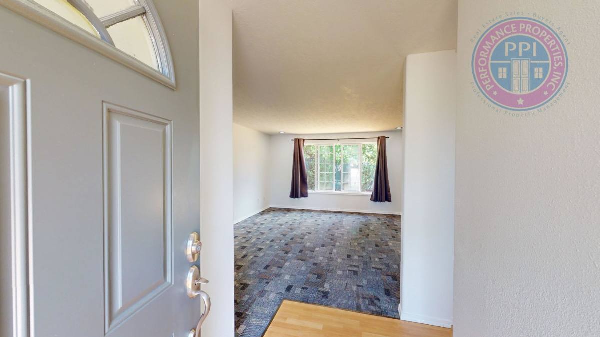 House for rent at 18230 Seaman St, Sandy, OR 97055