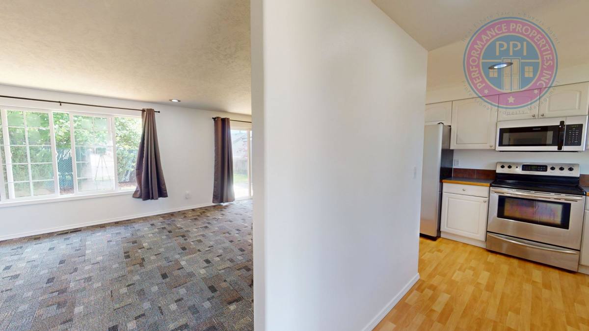 House for rent at 18230 Seaman St, Sandy, OR 97055