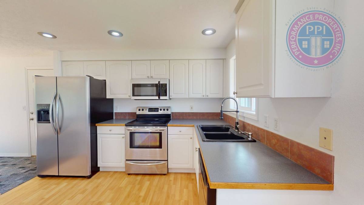 House for rent at 18230 Seaman St, Sandy, OR 97055