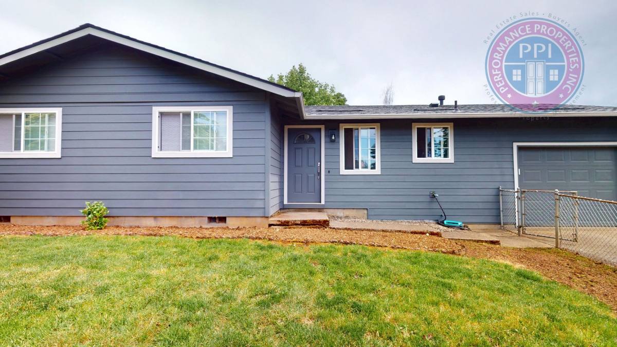 House for rent at 18230 Seaman St, Sandy, OR 97055