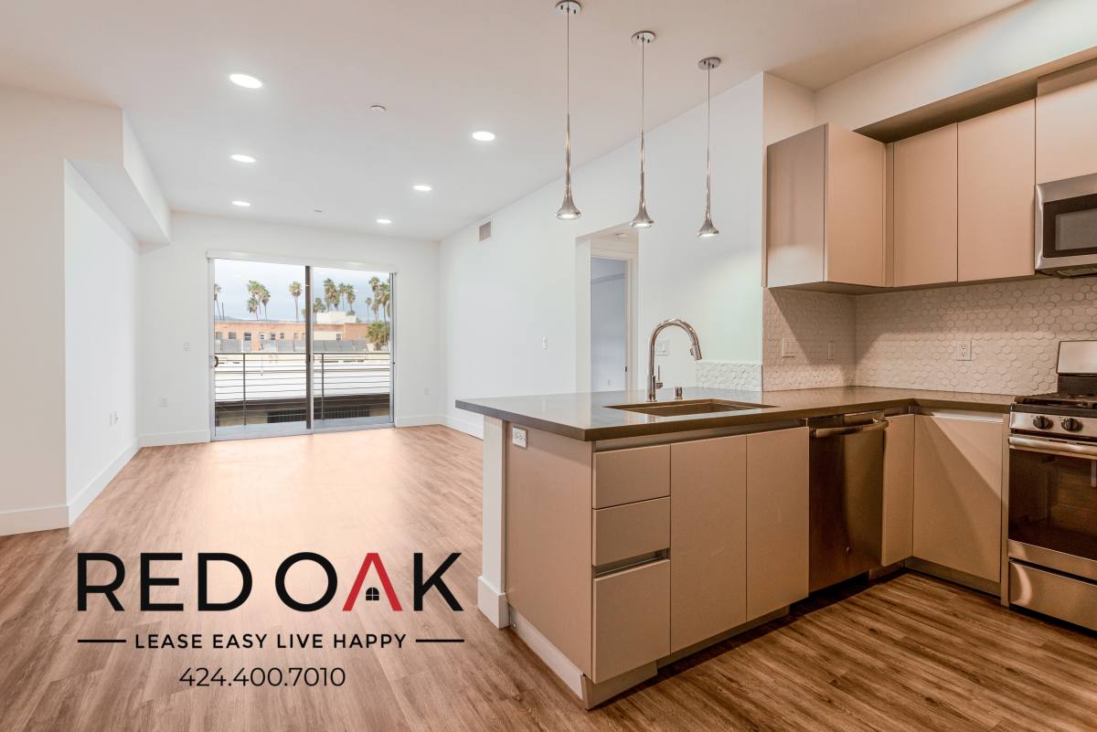 Condo for rent at 453 S Kenmore Ave #410, Los Angeles, CA 90020