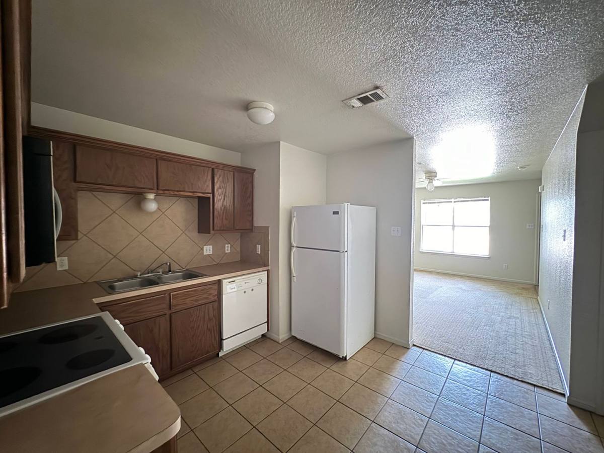 Apartment for rent at 206 Veterans Ave, Copperas Cove, TX 76522