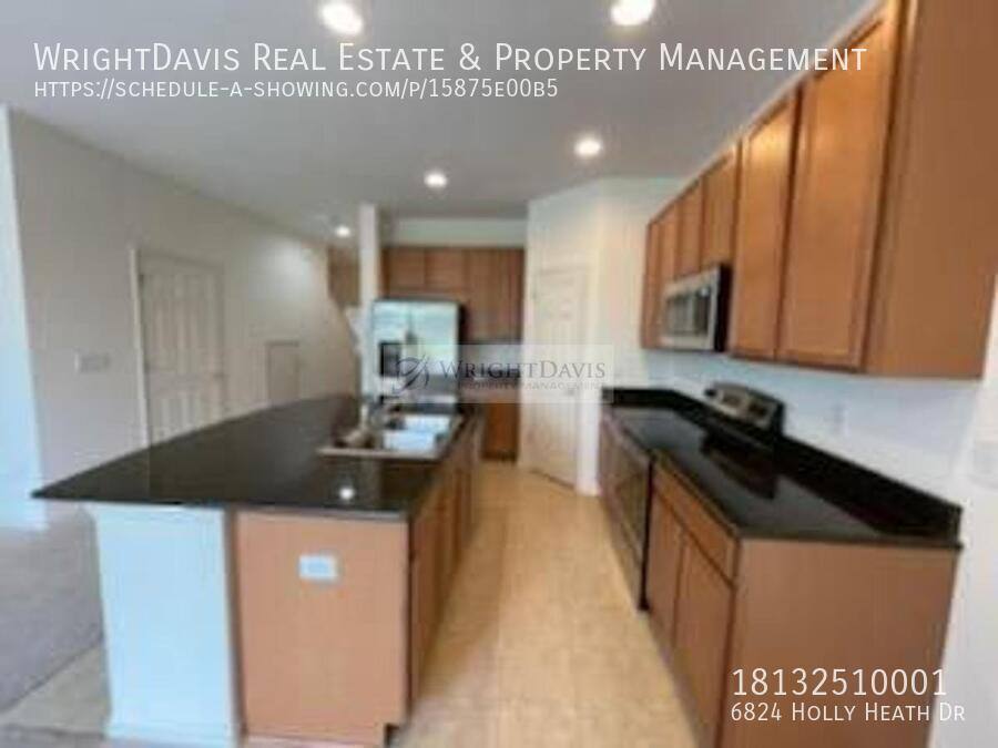 Townhouse for rent at 6824 Holly Heath Dr, Riverview, FL 33578