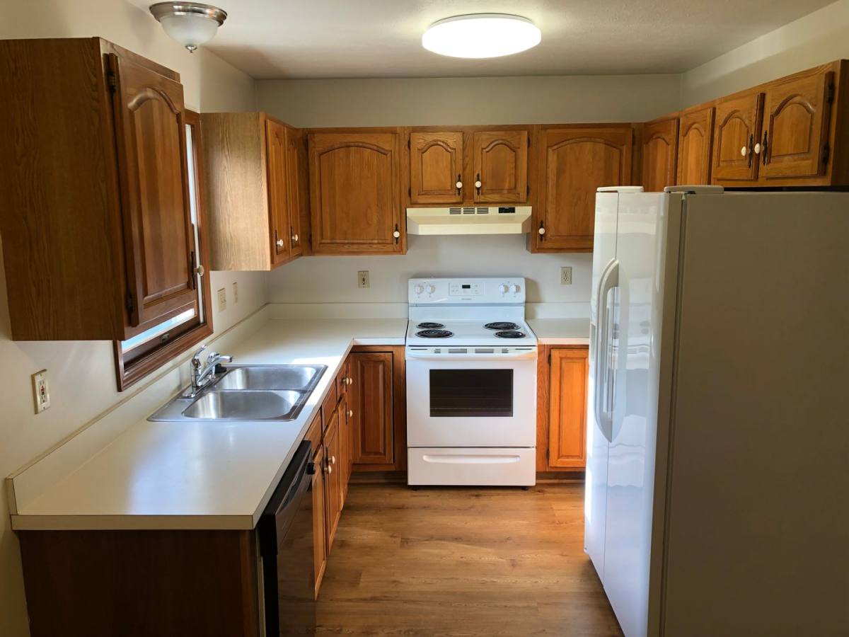 Apartment for rent at 141 143 Southpark, Wadsworth, OH 44281