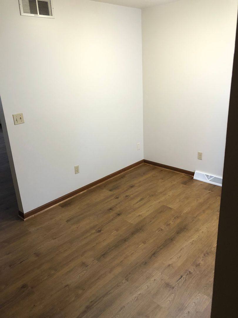 Apartment for rent at 141 143 Southpark, Wadsworth, OH 44281