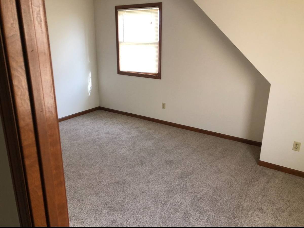 Apartment for rent at 141 143 Southpark, Wadsworth, OH 44281
