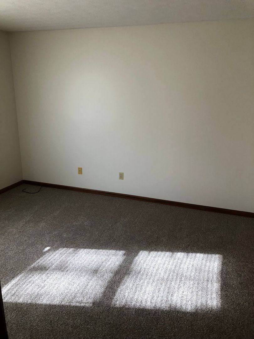 Apartment for rent at 141 143 Southpark, Wadsworth, OH 44281