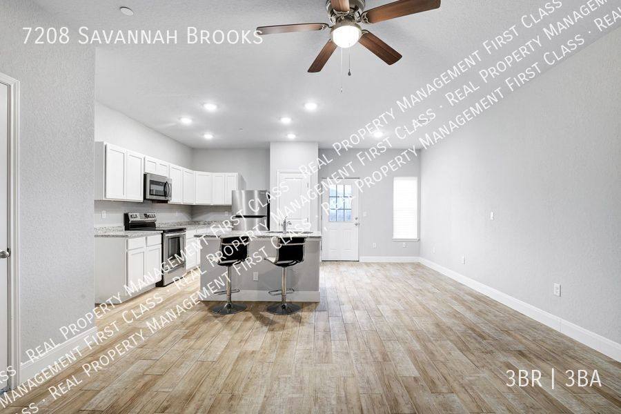 Townhouse for rent at 7208 Savannah Brooks, San Antonio, TX 78233