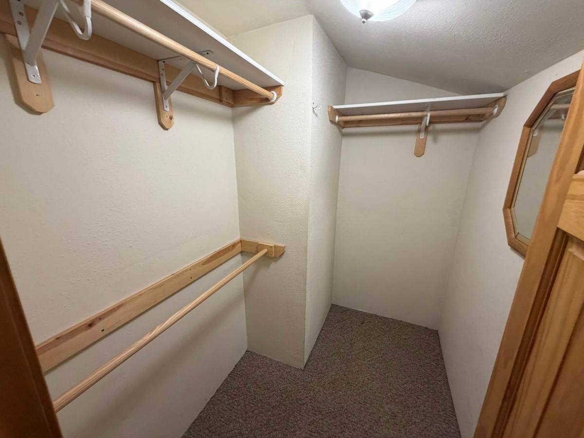 House for rent at 911 2nd Ave, Eau Claire, WI 54703
