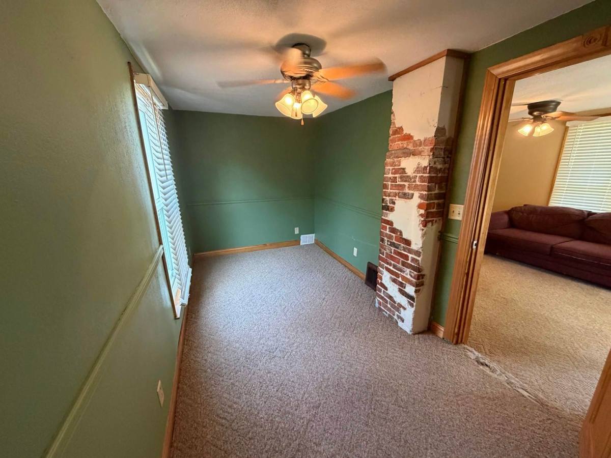 House for rent at 911 2nd Ave, Eau Claire, WI 54703