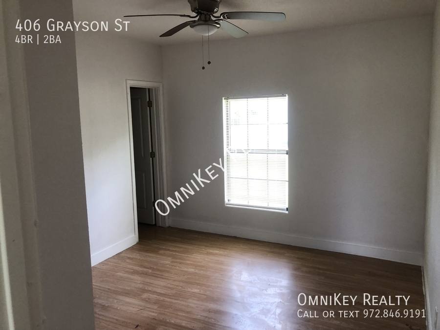 House for rent at 406 Grayson St, Leonard, TX 75452