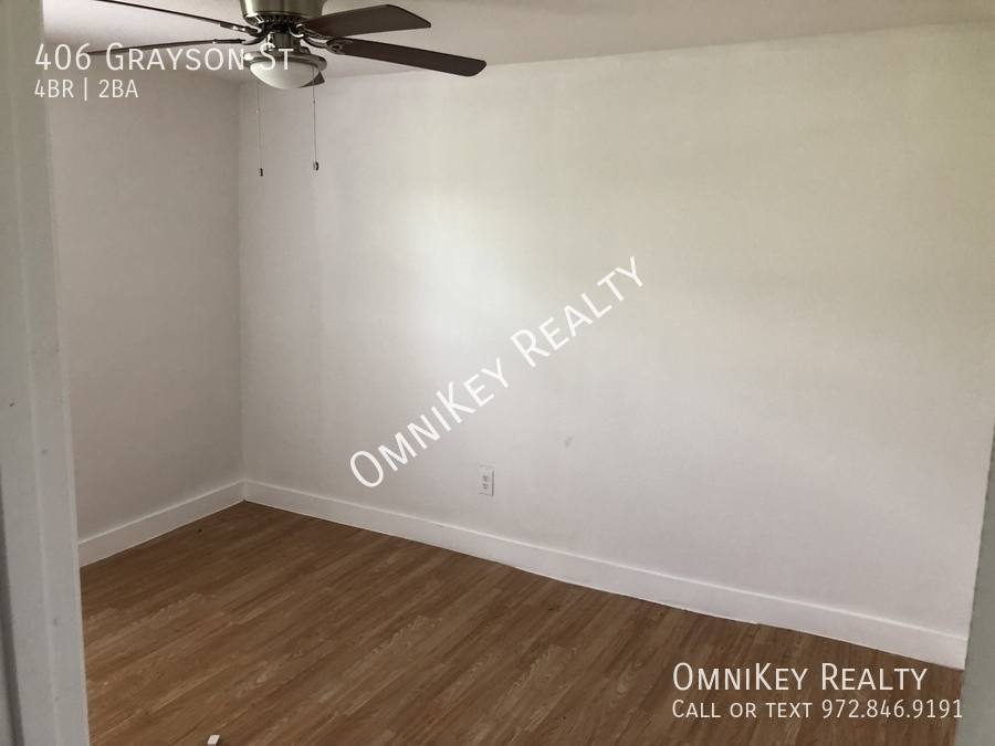 House for rent at 406 Grayson St, Leonard, TX 75452