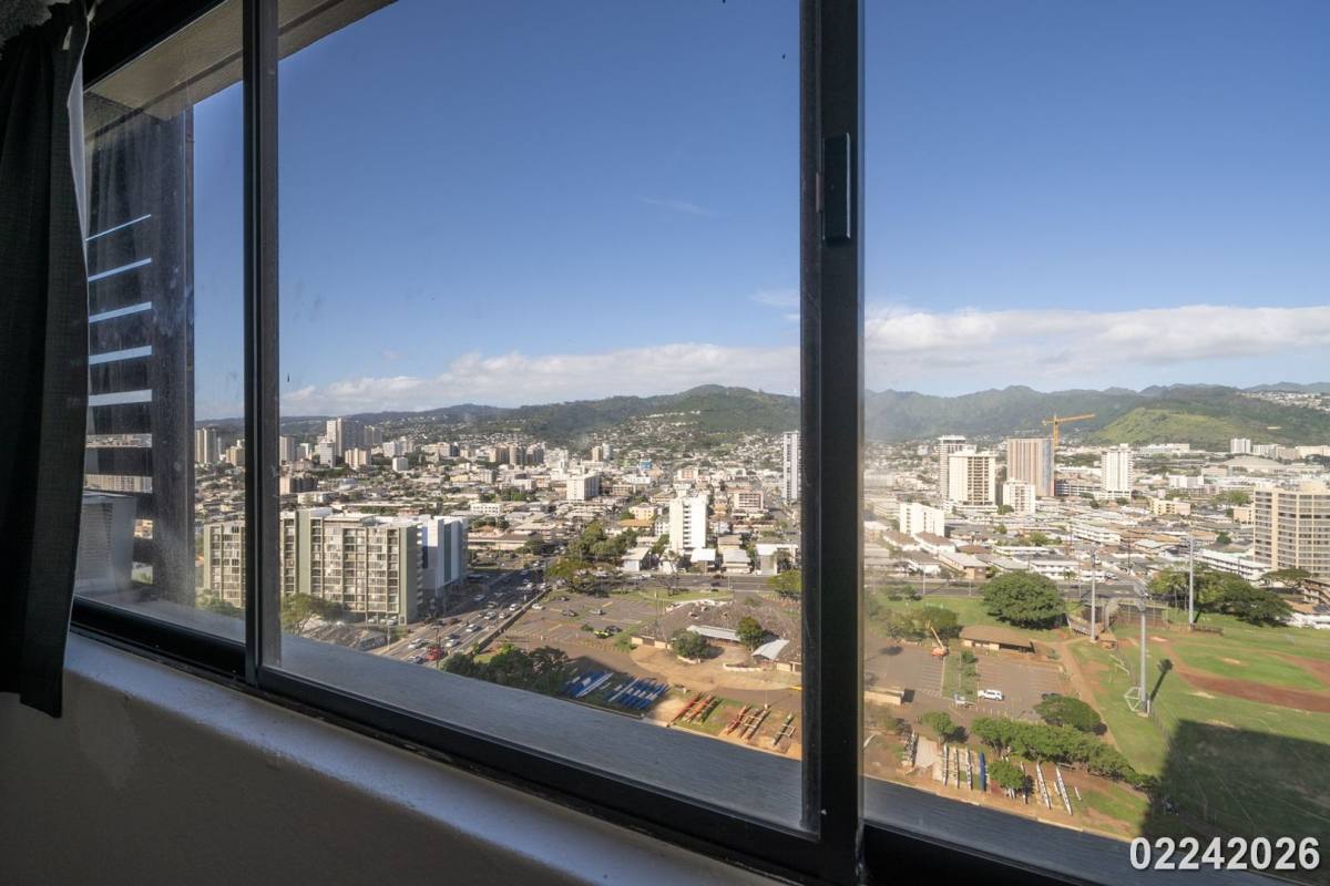 Condo for rent at 444 Niu St, Honolulu, HI 96815