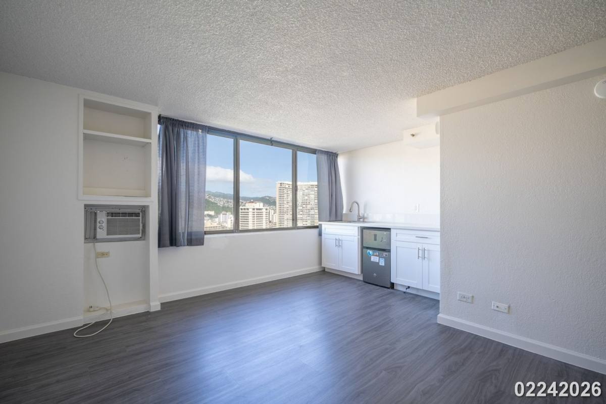 Condo for rent at 444 Niu St, Honolulu, HI 96815