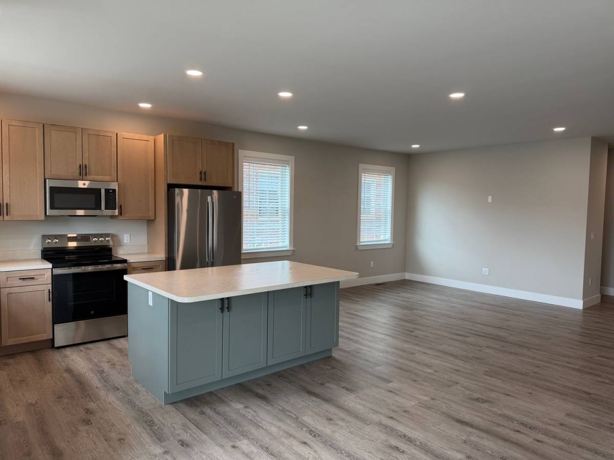 House for rent at 520 S Pine St, Red Lion, PA 17356