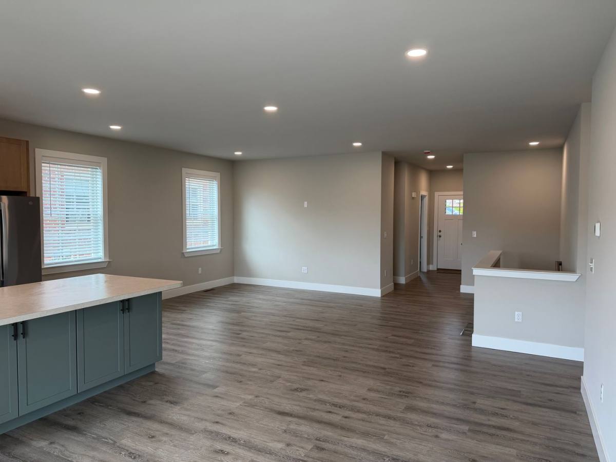 House for rent at 520 S Pine St, Red Lion, PA 17356