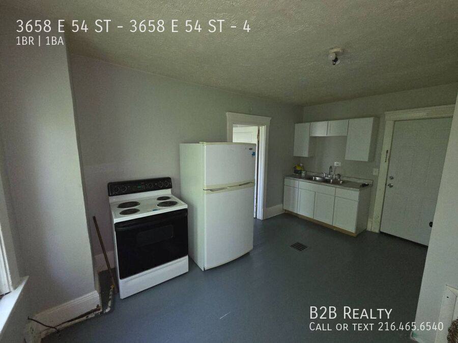 Apartment for rent at 3658 E 54 St #4, Cleveland, OH 44105