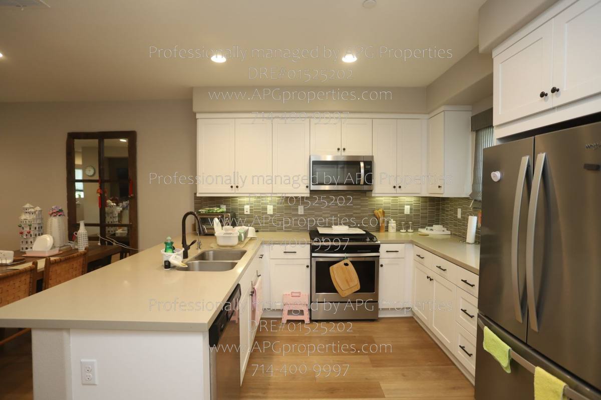 Condo for rent at 3320 W Mirano Dr, Anaheim, CA 92801
