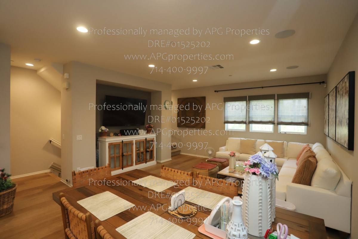 Condo for rent at 3320 W Mirano Dr, Anaheim, CA 92801