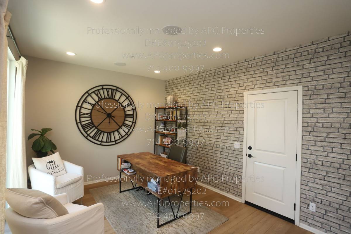 Condo for rent at 3320 W Mirano Dr, Anaheim, CA 92801