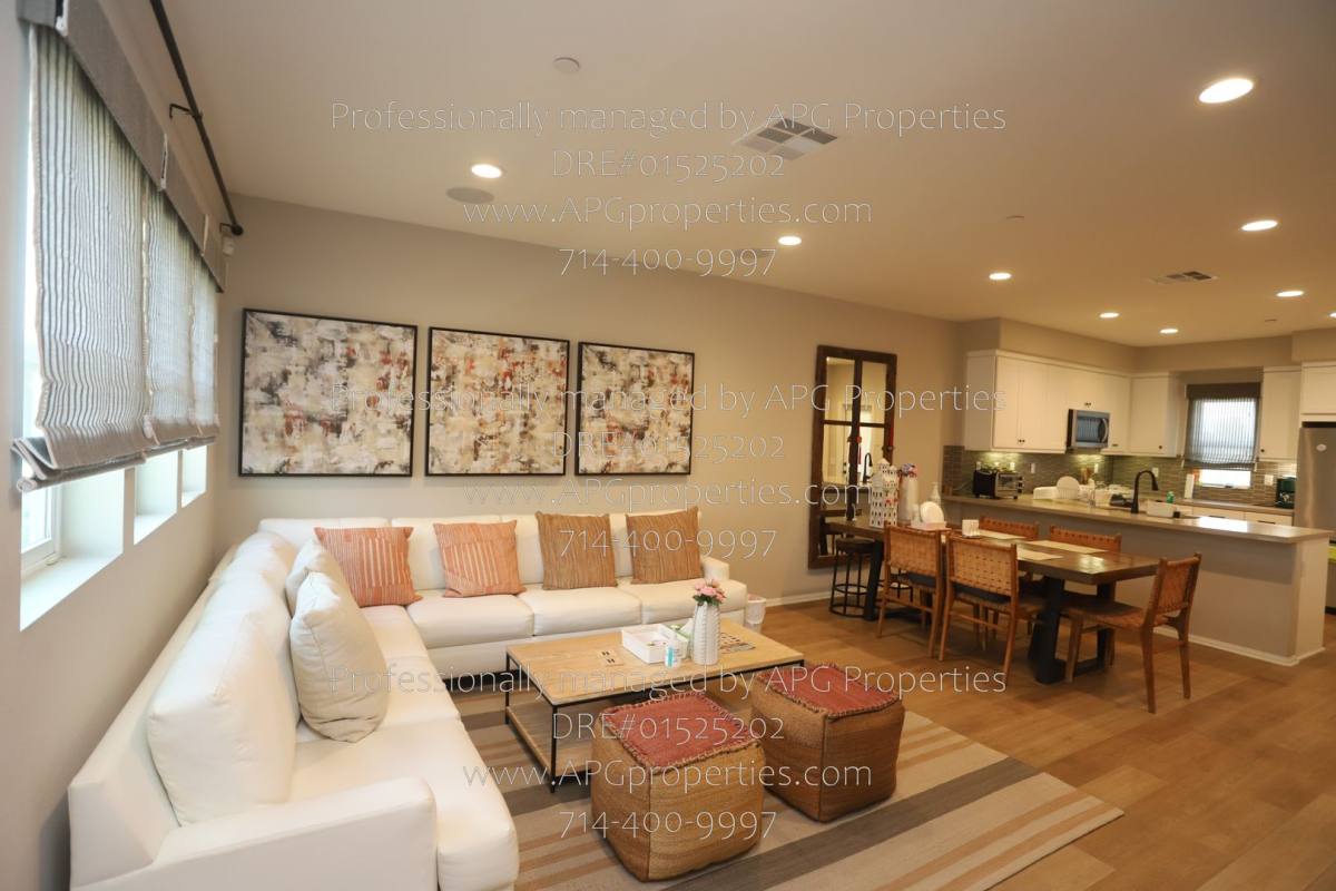 Condo for rent at 3320 W Mirano Dr, Anaheim, CA 92801