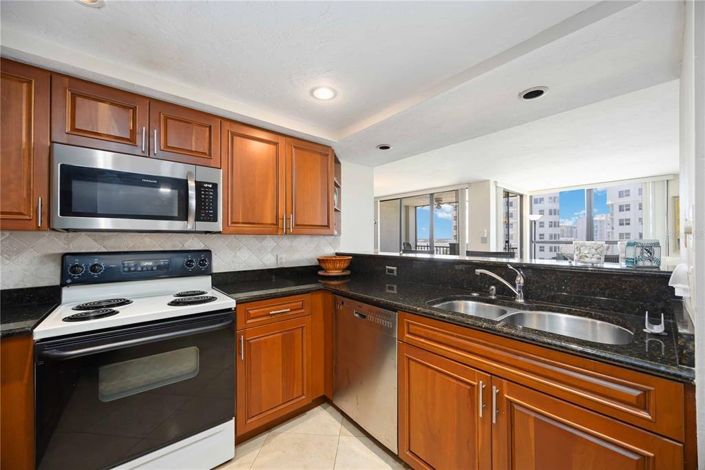 Condo for rent at 11 Sunset Dr #505, Sarasota, FL 34236