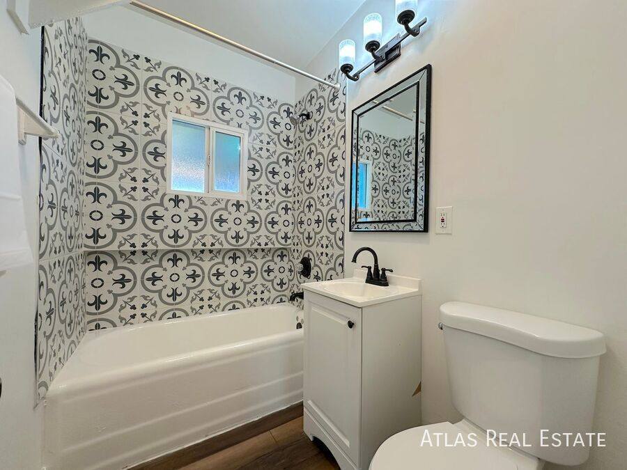 Apartment for rent at 8842 N 2nd Way #2, Phoenix, AZ 85020