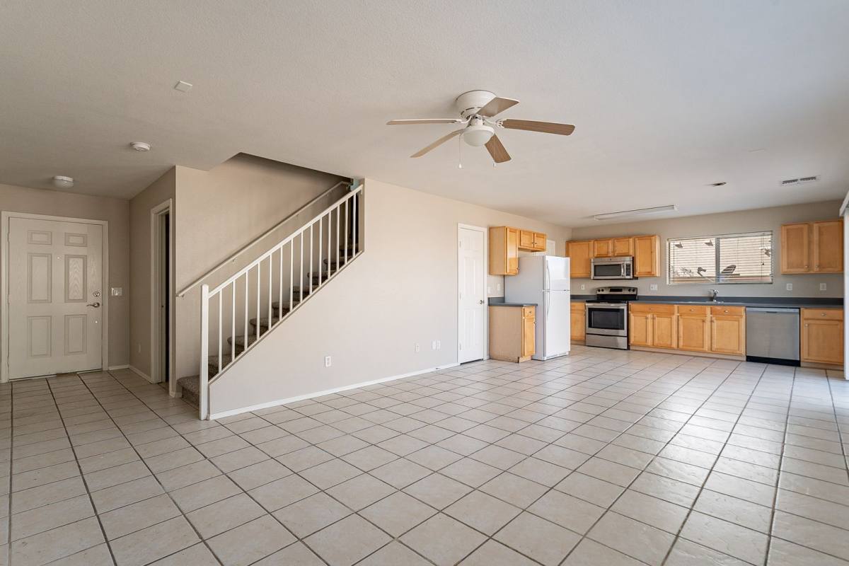 House for rent at 2420 E Gleneagle Dr, Chandler, AZ 85249