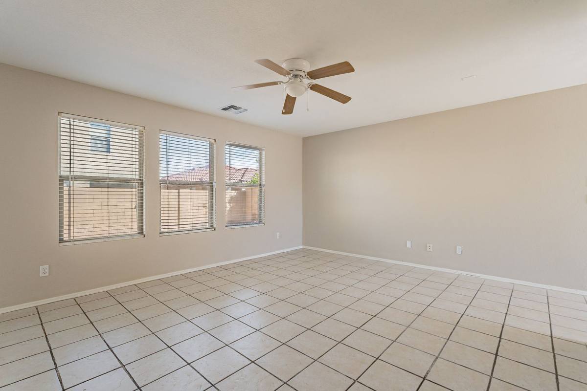 House for rent at 2420 E Gleneagle Dr, Chandler, AZ 85249