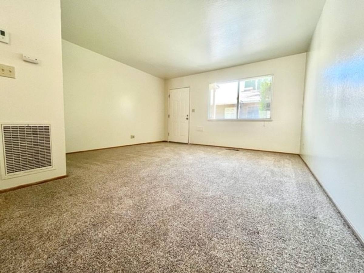 Apartment for rent at 1544 Laburnum Ave, Chico, CA 95926