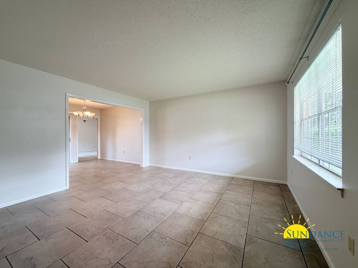 House for rent at 11 Oak Lane, Shalimar, FL 32579