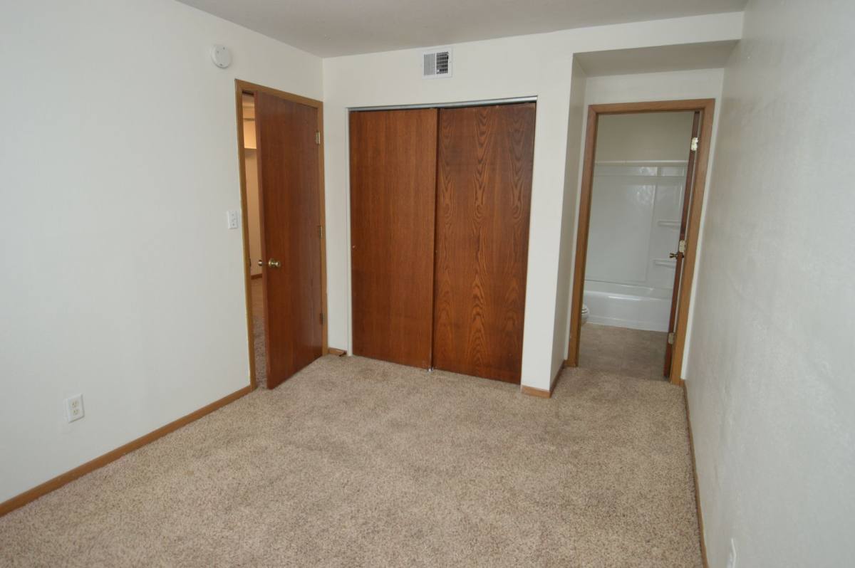 Apartment for rent at 2212, 2216 & 2220 12th Ave N, Grand Forks, ND 58203
