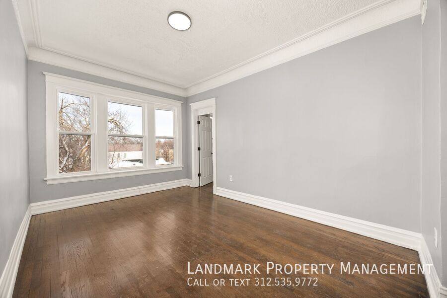 Apartment for rent at 1843-45 W 54th St #1E, Chicago, IL 60609