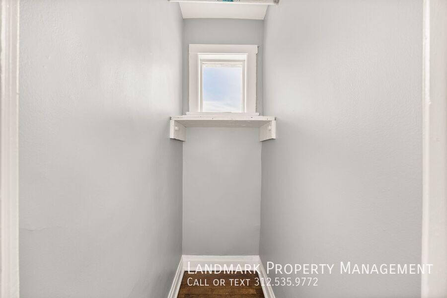 Apartment for rent at 1843-45 W 54th St #1E, Chicago, IL 60609