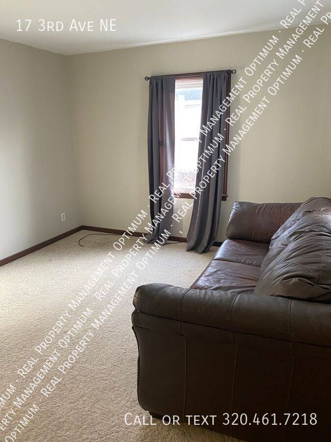 House for rent at 17 3rd Ave NE, Elbow Lake, MN 56531