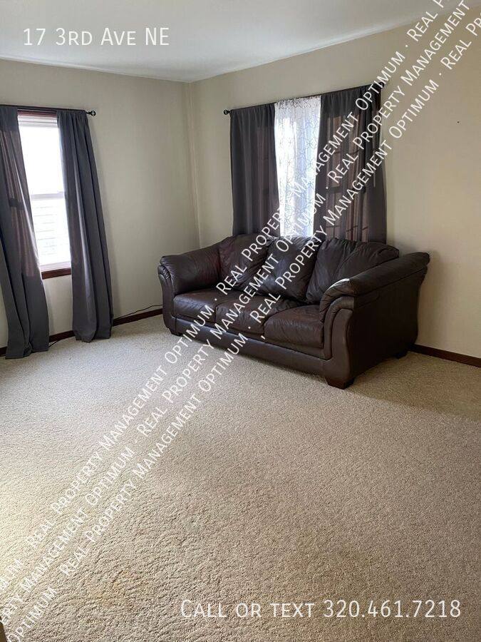 House for rent at 17 3rd Ave NE, Elbow Lake, MN 56531